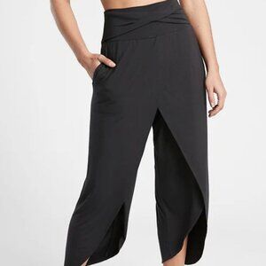 ATHLETA BLACK RELEASE YOGA PANTS MEDIUM